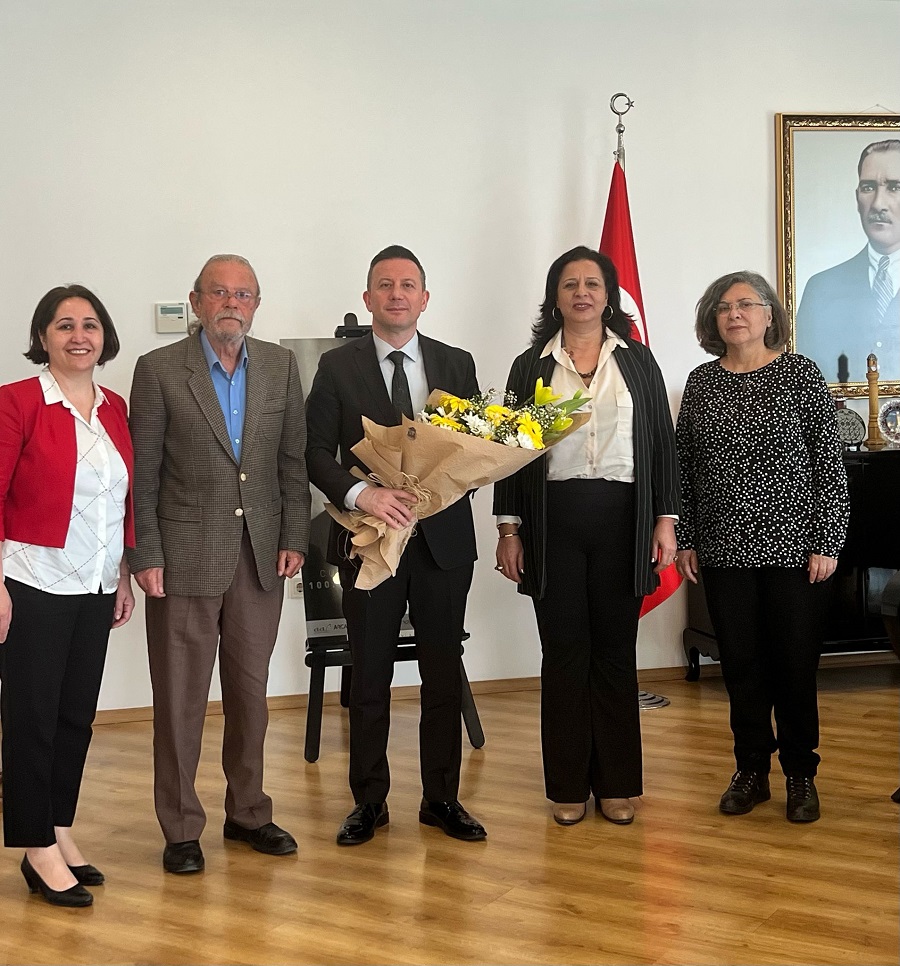 Köyiçi Mahallesi Dayanışma Derneği Başkanı ve Beraberinde Yönetim Kurulu Üyeleri, Kaymakamımız Sayın Fatih Görmüş’ e Ziyarette Bulundular